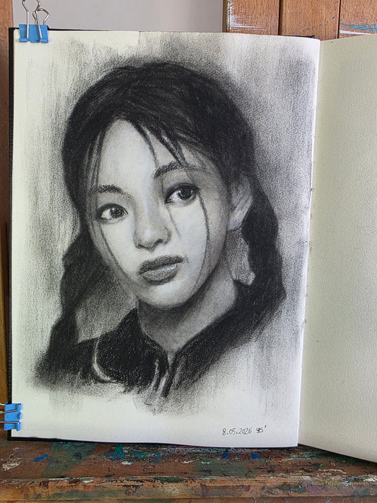 New Jeans Hyein charcoal portrait - A4 (21x29.7cm)